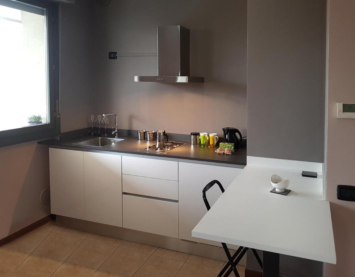 Airport Orio Studio Apartment Бергамо Екстериор снимка